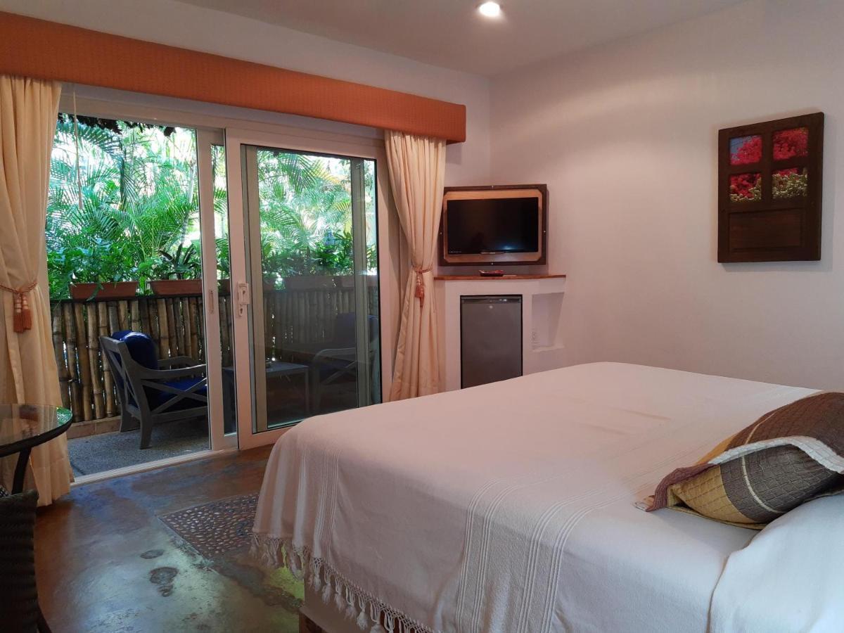 Hacienda Alemana Boutique Bed & Breakfast 4*