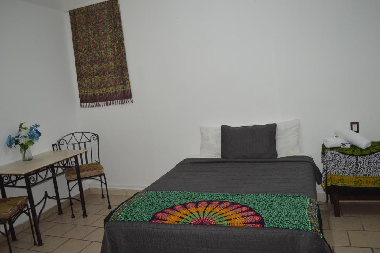 Hostel Alexandross Puerto Vallarta