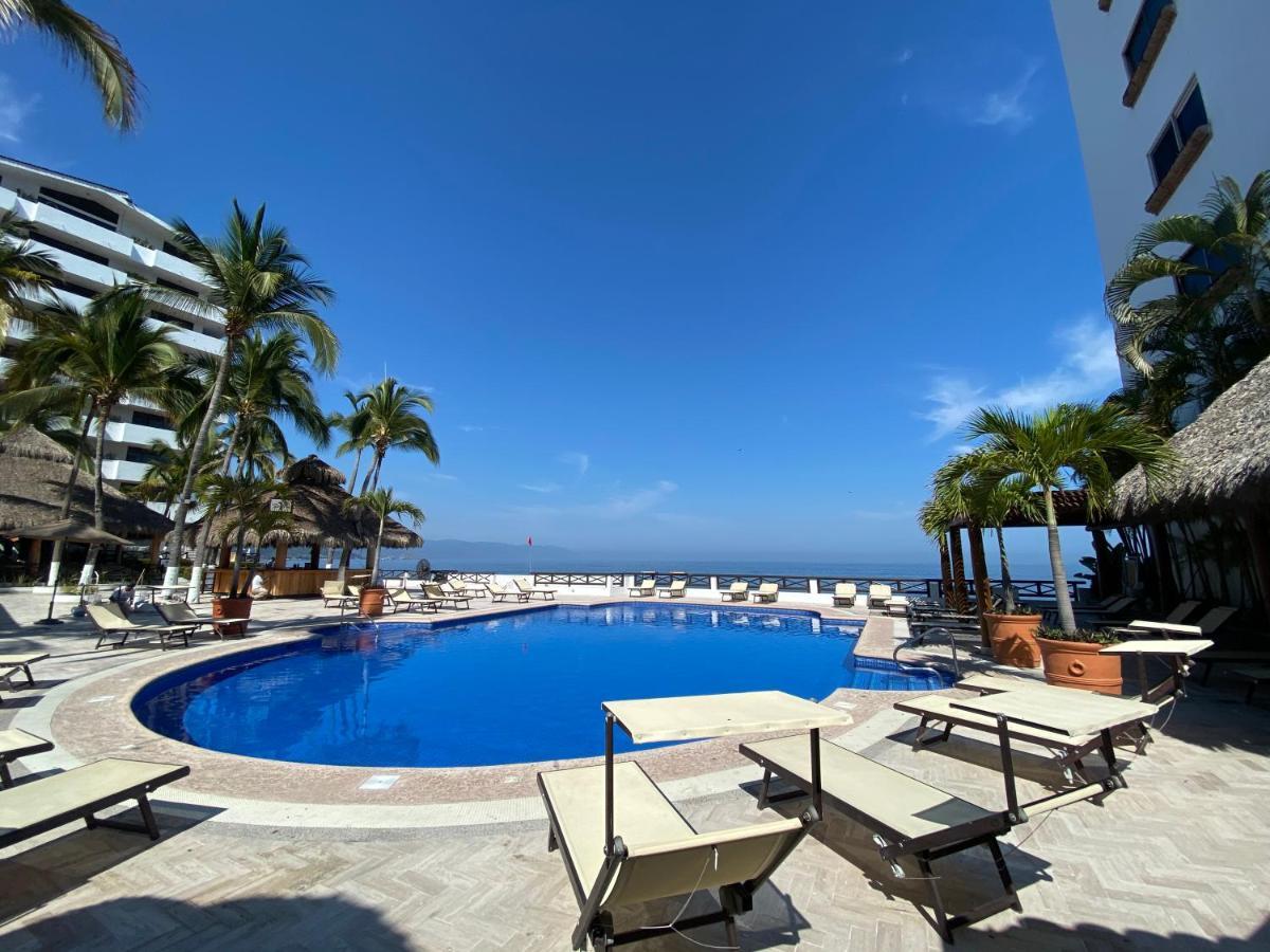 Costa Sur & Resort
