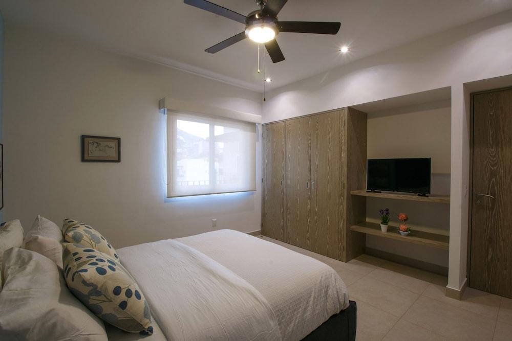 Floor 2 Bedroom At Zenith Puerto Vallarta