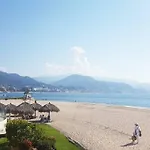 Grand Venetian - Zen Oceanview Condo In Hotel Zone
