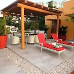 Luxury Condo V177 Romantic Zone