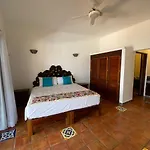 Ocean Front Villa - Private Pool And Ocean Access