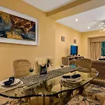 Beach Front-Ocean Views-Marina Luxury Condo-Bvg