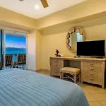 Beach Front-Ocean Views-Marina Luxury Condo-Bvg