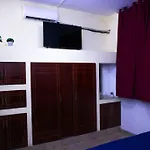 Studio Grandiahouse