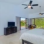Magnificent Villa- For 20 Guests