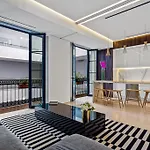 Pier 57 - 410 Amazing 2 Bedroom Condo Romantic Zone