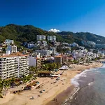 Ocean View 2Br Condo-Balcony-Beach-Pool
