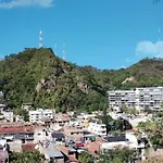 Amplio Departamento, En Zona Romantica