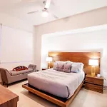 Sleek Versalles 2Br Roma Encore