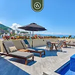Great 2Br Condo With Rooftop Pool - Romantic Zone