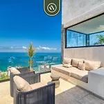 Luxury Oceanview Condo - Rooftop Pool - Downtown