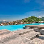 Amazing 2Br Apt With Private Balcony - Rooftop Pool