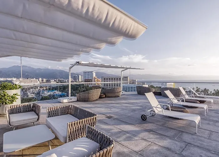 Breeze Easy At Nautico