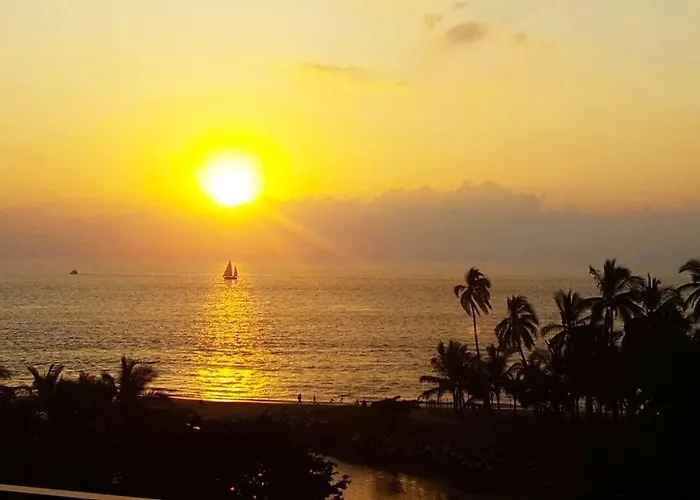 Grand Venetian - Zen Oceanview Condo In Hotel Zone