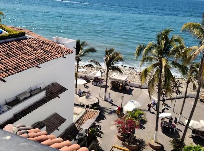 Malecon Uno Pv Libertad 111 Centro 48300 Puerto Vallarta Jal
