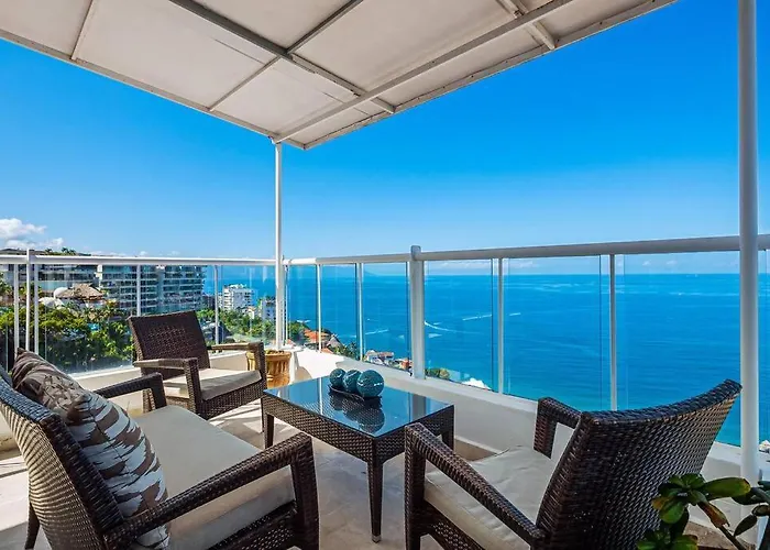 Stunning Views~2 Min-Romantic Zone~Free Transport~