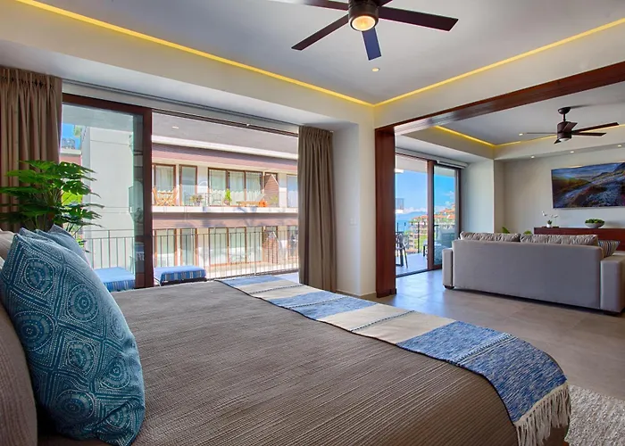 Stylish And Modern Condo At Oceana, Best Gym, Rooftop Pool, Old Town