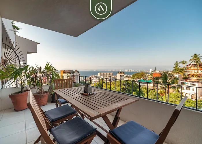 Two Story Condo With Amazing Ocean-Sunset Views