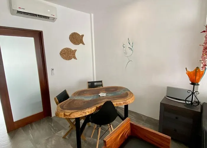 Casita Lulus