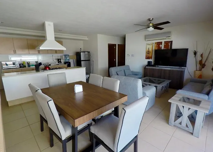 3 Bedroom Apartment At La Joya Hotel Zone