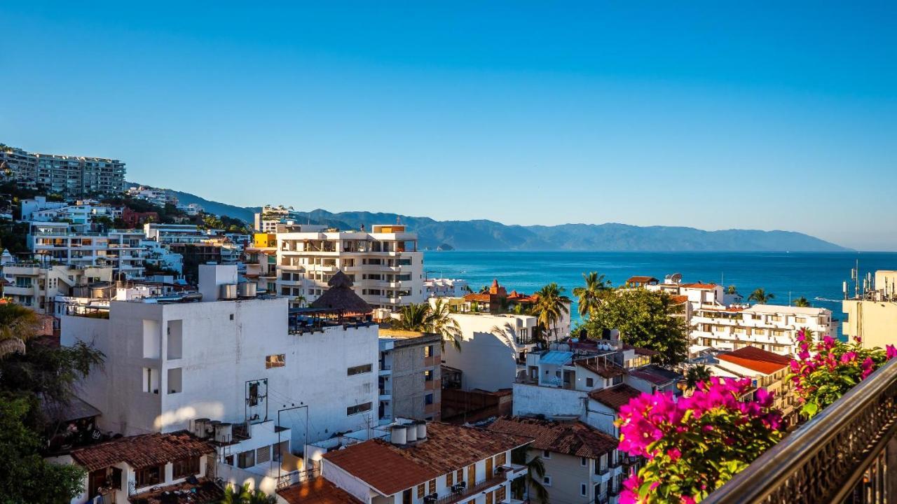Pier 57 - 608 New & Luxurious 2 Bedroom Romantic Zone Puerto Vallarta