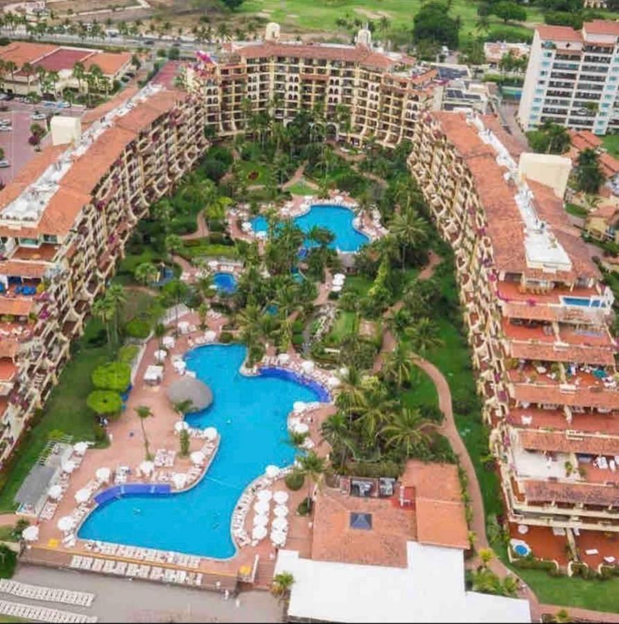 Velas Vallarta Aparthotel