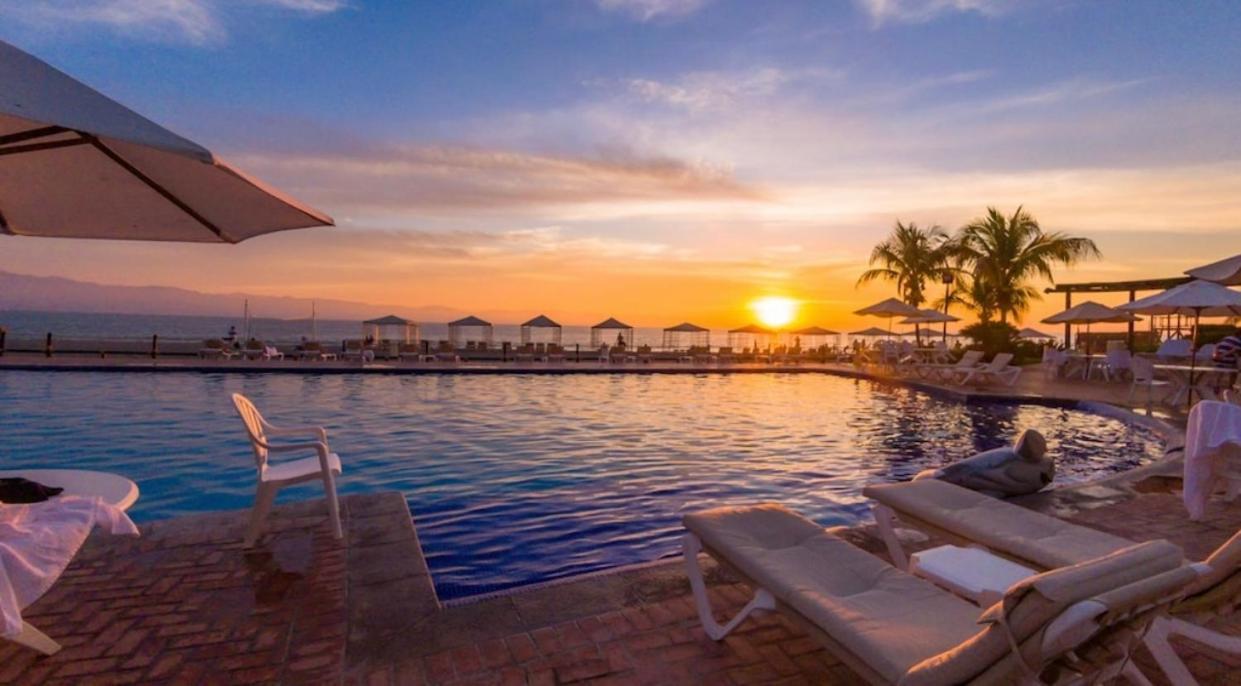 Velas Vallarta Aparthotel 2*
