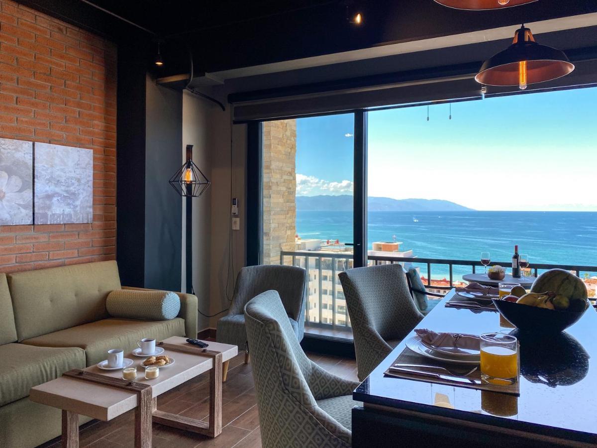 Pinnacle 179 - Adults Only 4* Puerto Vallarta