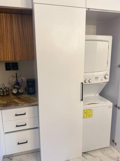 Modern 1 Bedroom