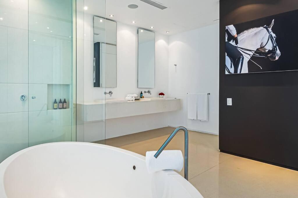 Apartment Avalon - 1004 Stunning Luxury 3 Bedroom Private Pool