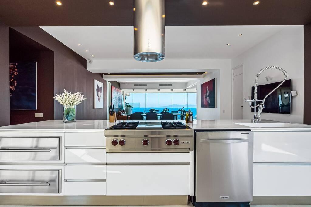 Avalon - 1004 Stunning Luxury 3 Bedroom Private Pool *