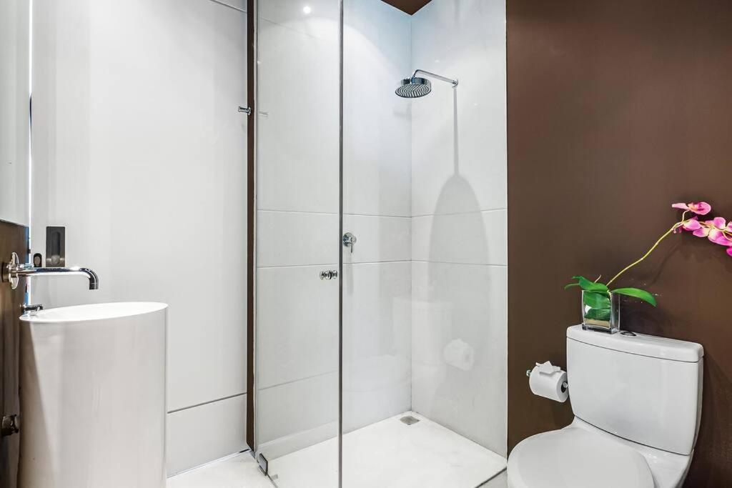Avalon - 1004 Stunning Luxury 3 Bedroom Private Pool *