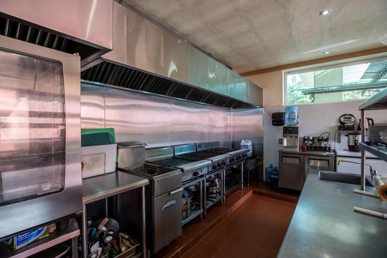South Shore Luxury Suites,