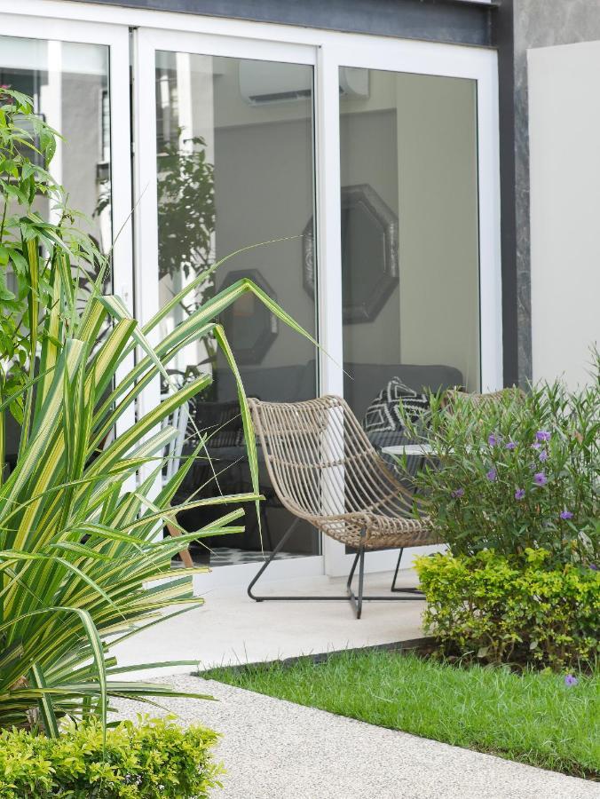 Isla Mexico Apartment *