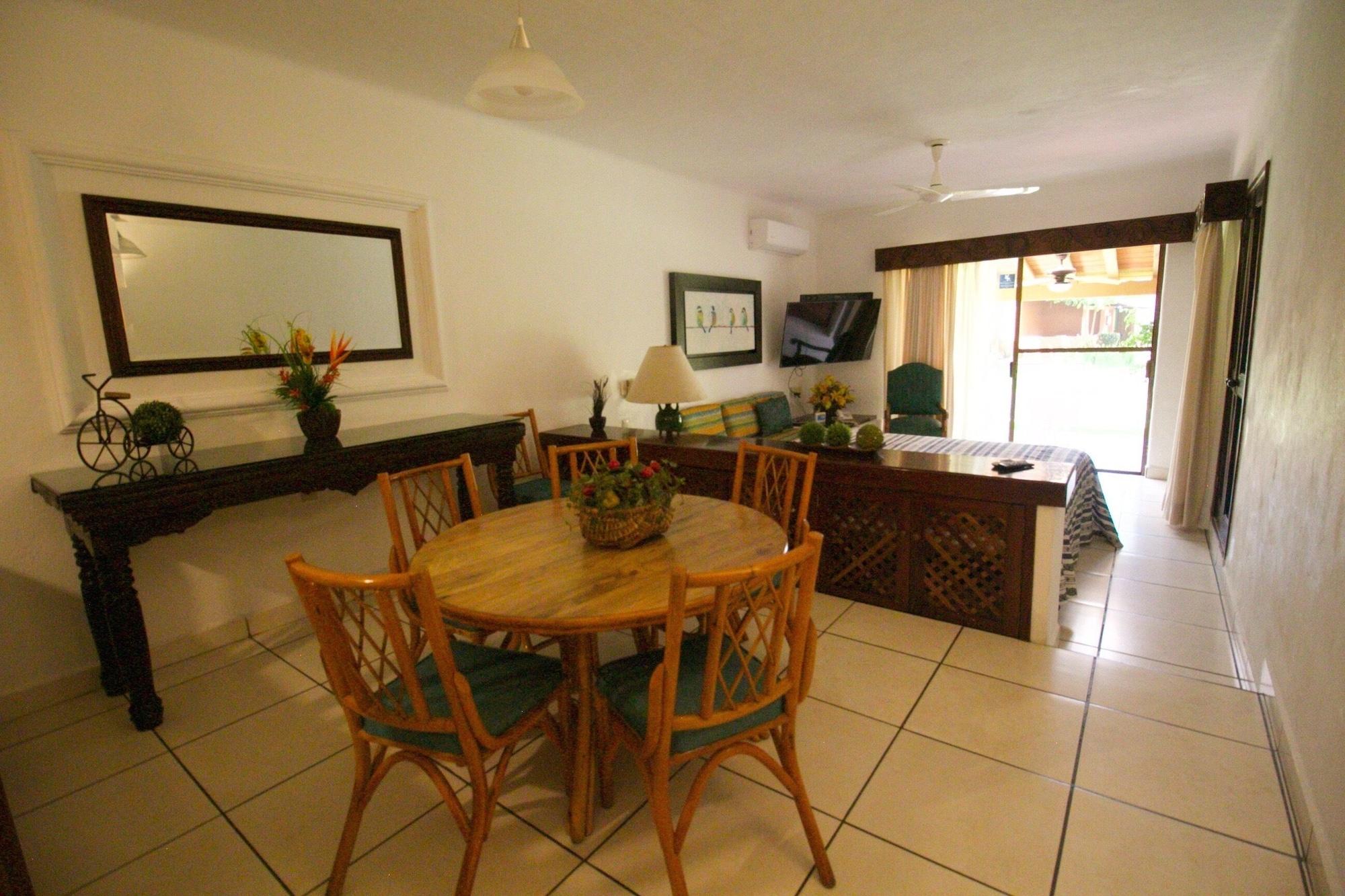 Hotel Del Sol En Tules 4*
