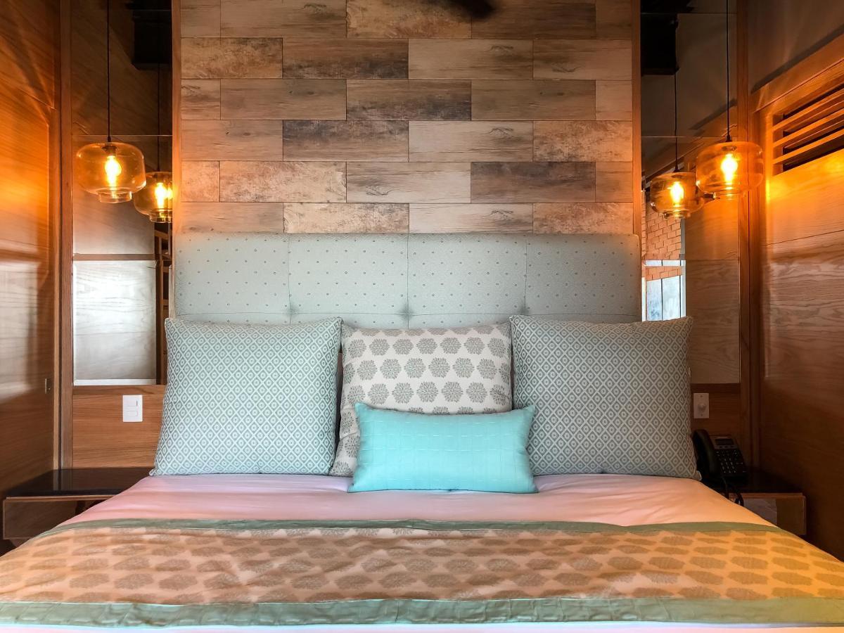 Aparthotel Pinnacle 179 - Adults Only 4*