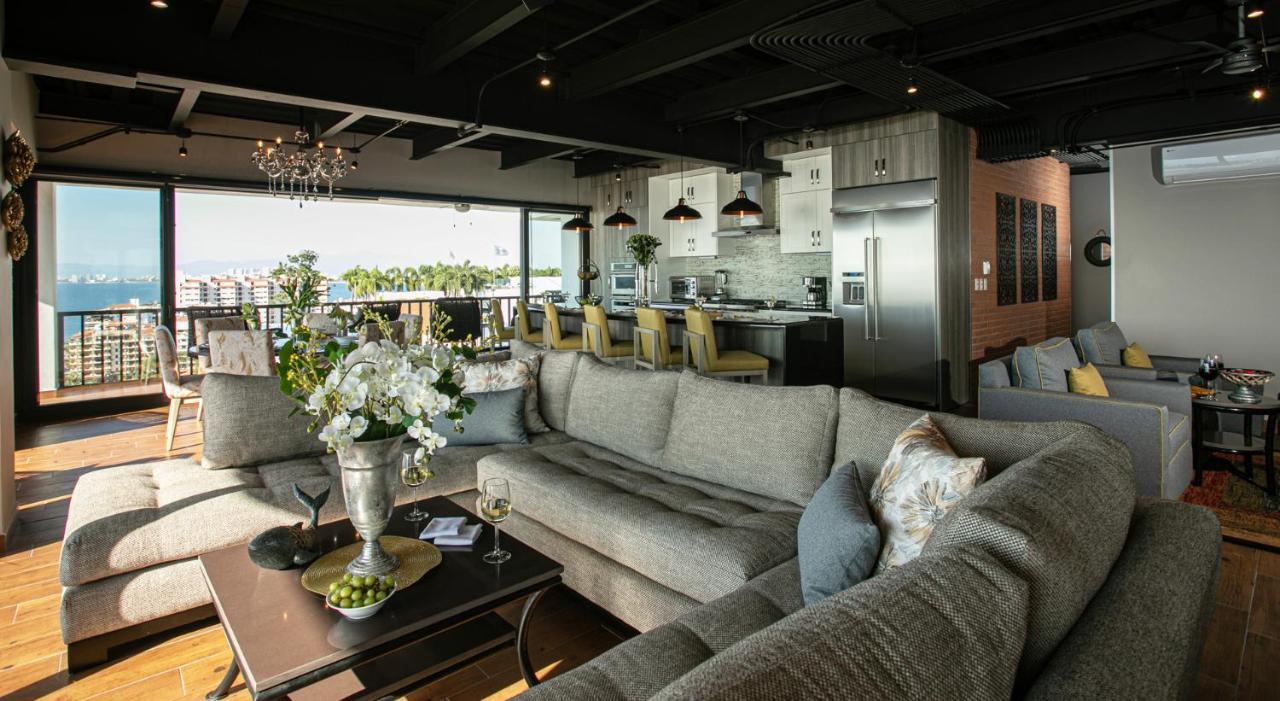 Pinnacle 179 - Adults Only 4* Puerto Vallarta