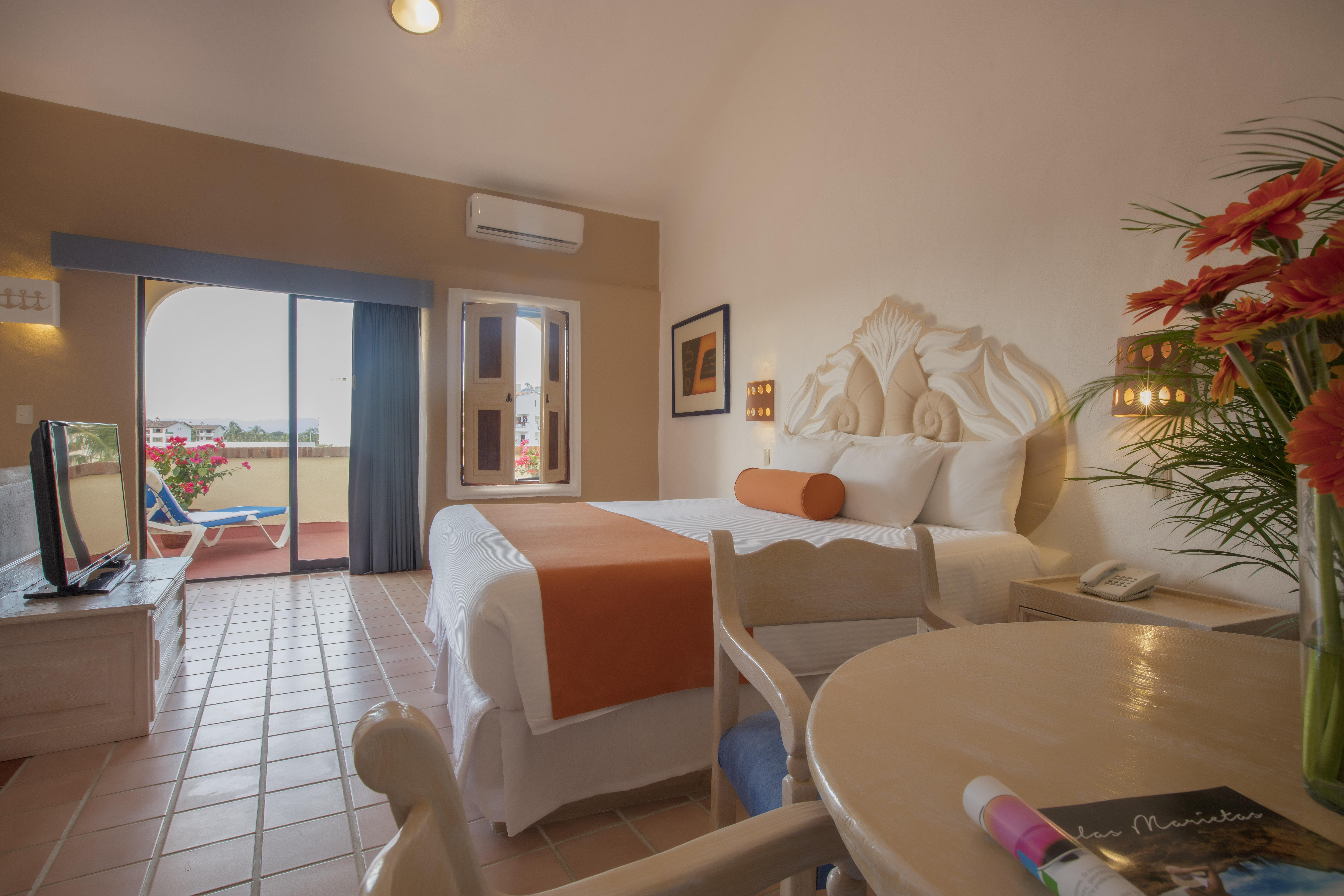 Hotel Flamingo Vallarta & Marina 4*