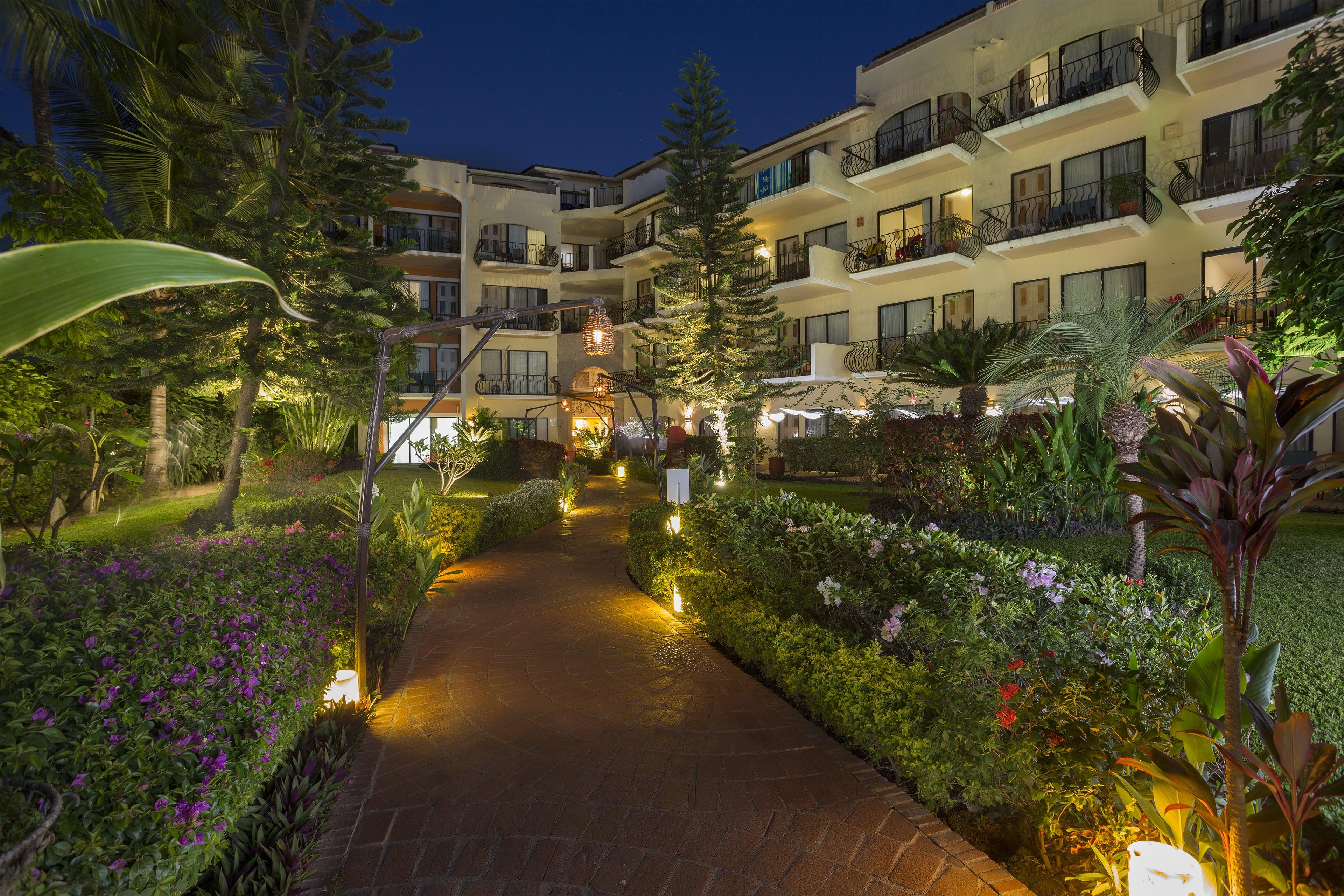 Flamingo Vallarta & Marina 4*