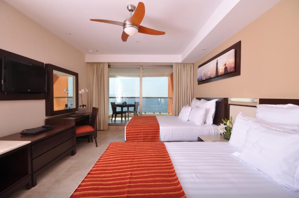 Sunset Plaza 4* Puerto Vallarta