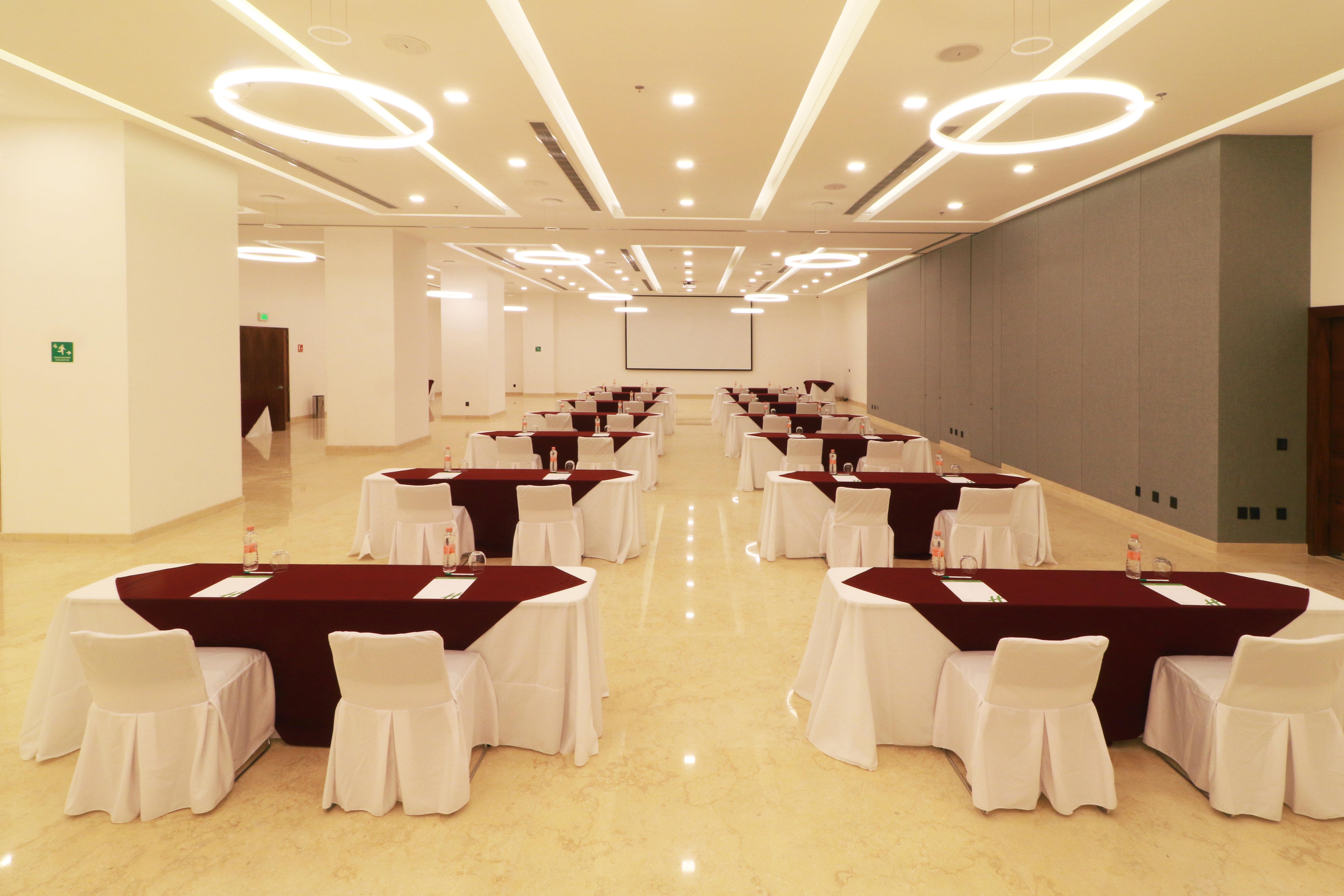 & - Marina & Golf By Ihg Hotel