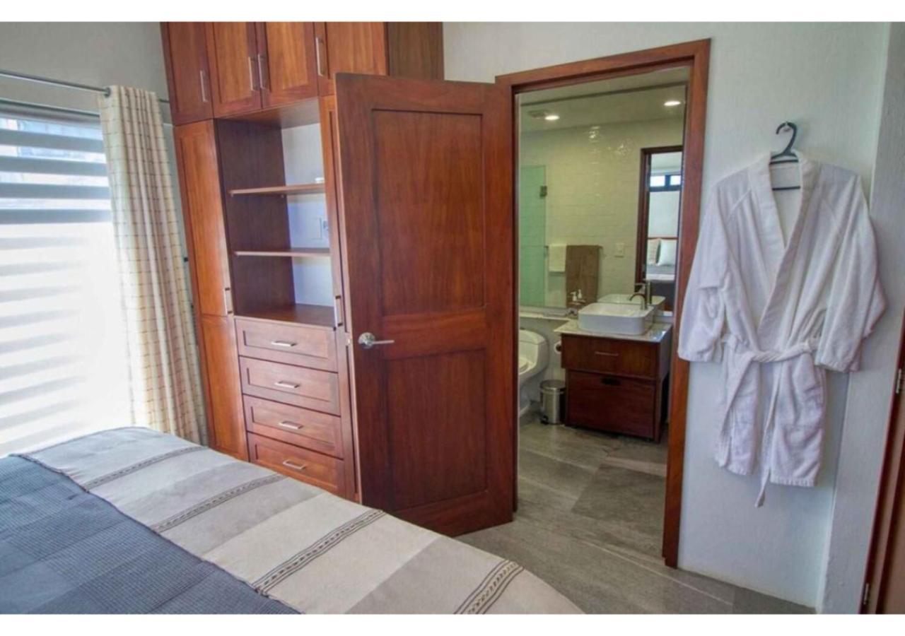 Close To Boardwalk, Malecon, 2 Bed, 1 Bath, Sleeps 3, Costa Rica 1275 #801 Apartment Puerto Vallarta