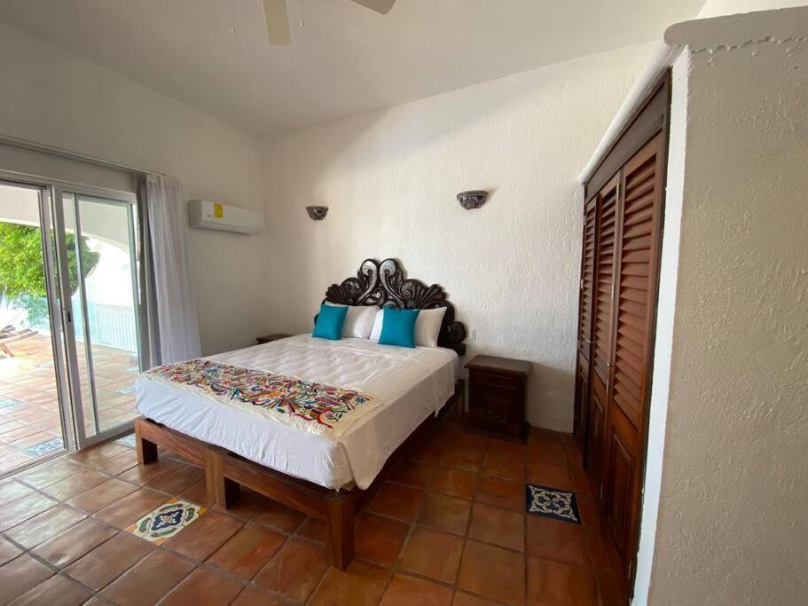 Del Mar Pv Private Oceanfront *