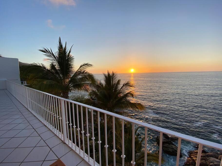Del Mar Pv Private Oceanfront Villa