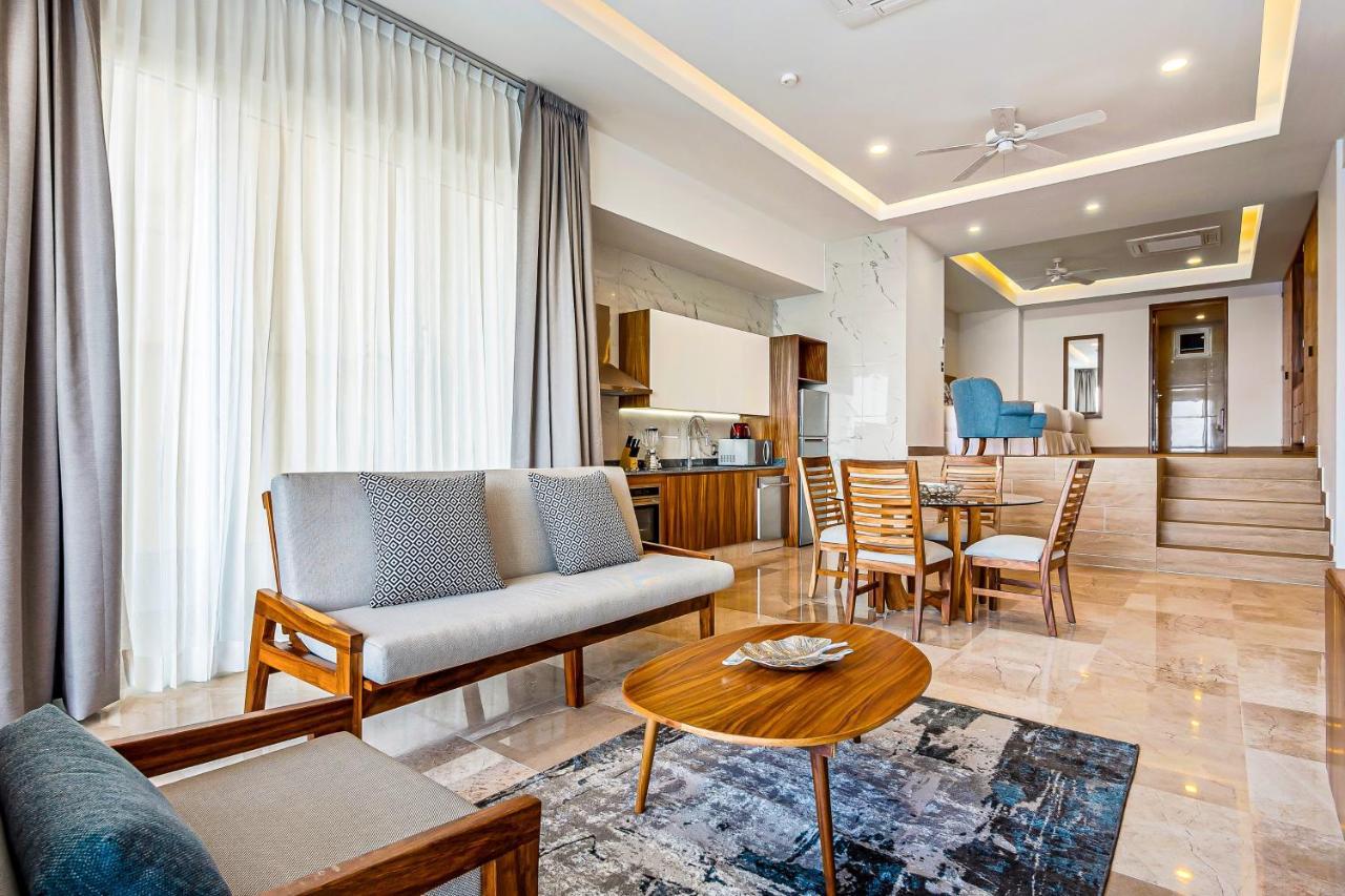 Blue Horizon 401 Apartment *