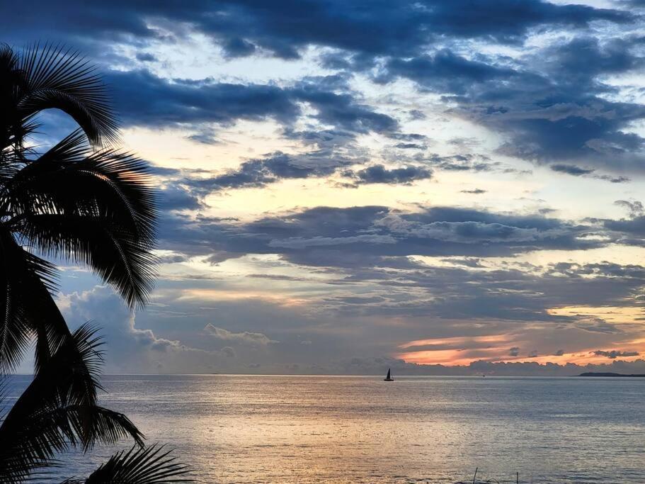 Apartment Large Front 2bed/2bath Condo: Save $50+/nt!