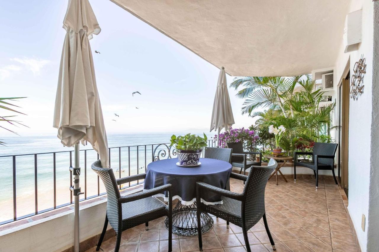 Ocean View 2br Condo-balcony-beach-pool