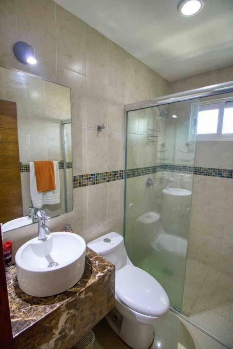2 Bd Loft In Versalles, Walk To The Beach!